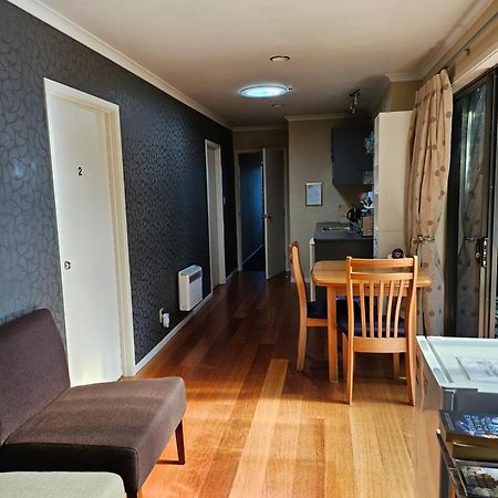 Heta Road B&B New Plymouth Esterno foto
