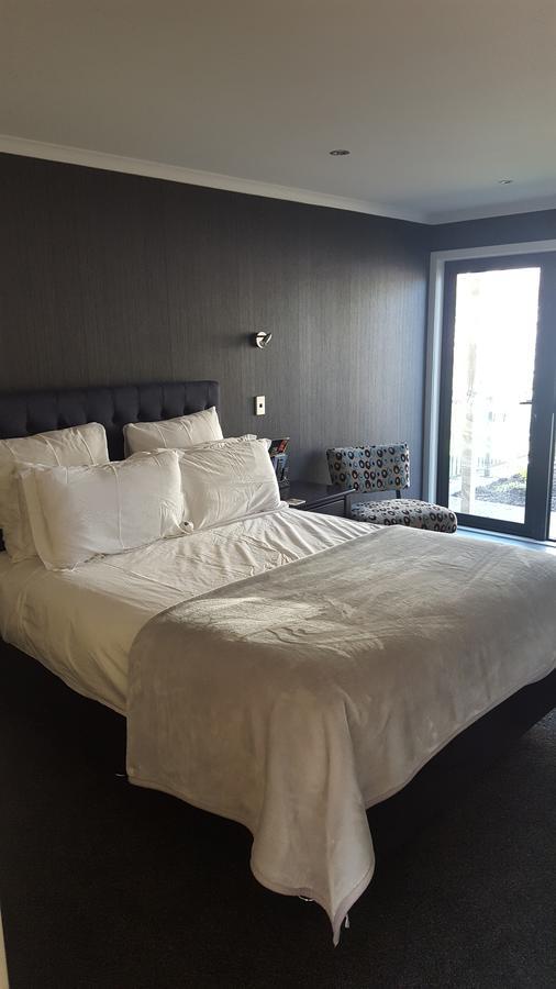 Heta Road B&B New Plymouth Esterno foto